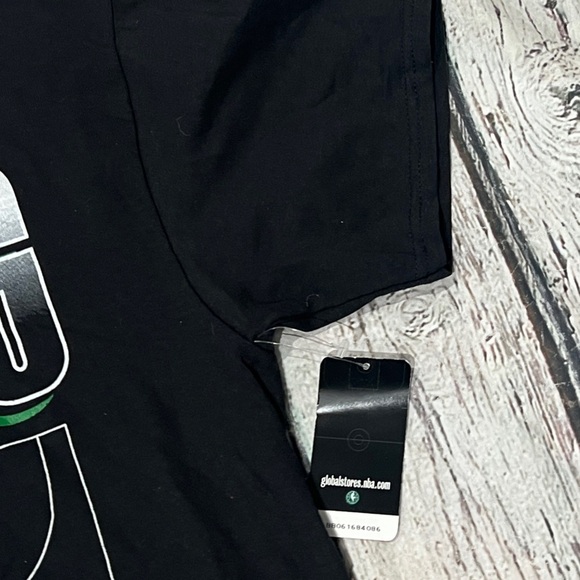 Boston Celtics NBA Basketball Large Sports Retro Black New Crewneck Tshirt - Picture 3 of 5